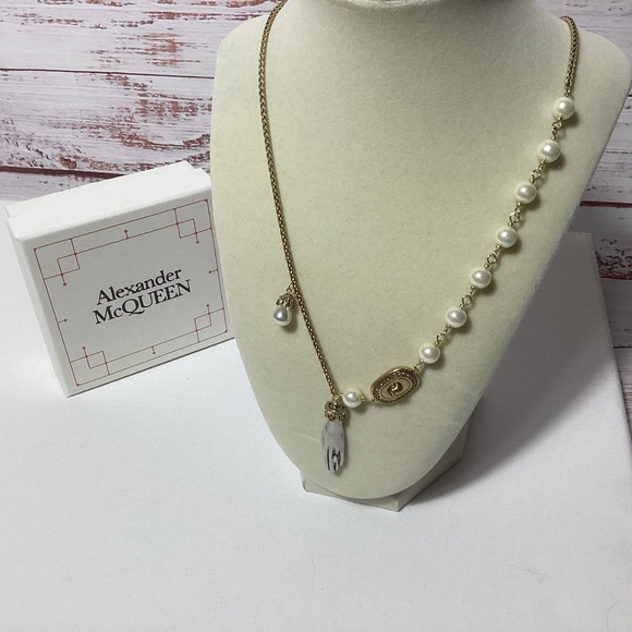 Alexander McQueen Gold and Pearl Vintage Necklace - Picture 1 of 5